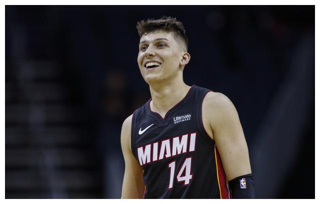 展开竞争并 展开竞争并